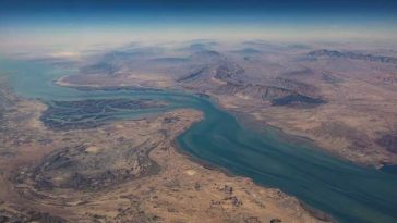 Iranul dă asigurări că strâmtoarea Ormuz rămâne blocată