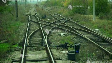 Incendiul produs la vagonul trenului Regio 2030 a fost lichidat; patru trenuri de călători au avut întârzieri