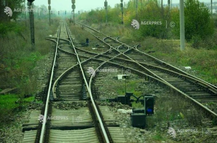 Incendiul produs la vagonul trenului Regio 2030 a fost lichidat; patru trenuri de călători au avut întârzieri