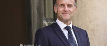 Emmanuel Macron pe jet-ski, o imagine a președintelui francez stârnește polemici în Franța
