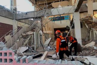 Cel puțin 38 de morți după cutremurul cu magnitudine 7,7 din Indonezia (bilanț actualizat)