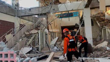 Cel puțin 38 de morți după cutremurul cu magnitudine 7,7 din Indonezia (bilanț actualizat)