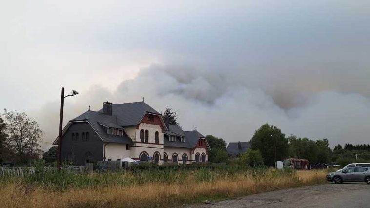 VIDEO/O comună din estul Belgiei, amenințată cu evacuarea din cauza incendiilor de vegetație