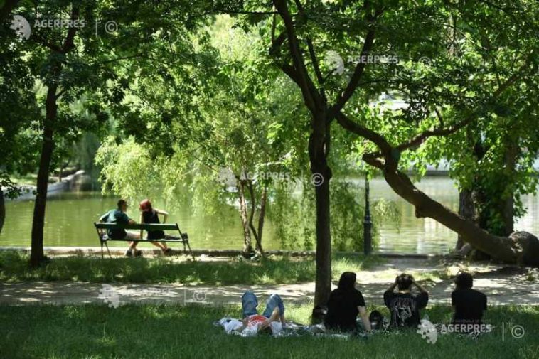 Temperatura maximă în București nu va mai depăși 34 de grade în următoarele trei zile