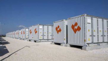 BTA: Bulgaria devine lider mondial în domeniul stocării energiei în baterii, arată o analiză a Ember