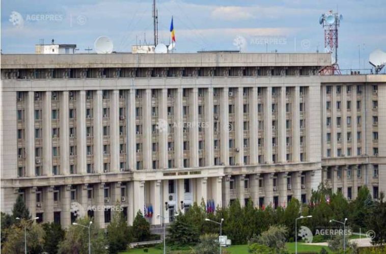 MApN: Fragmentul unei posibile drone, recuperat din Marea Neagră; nu avea încărcătură explozivă
