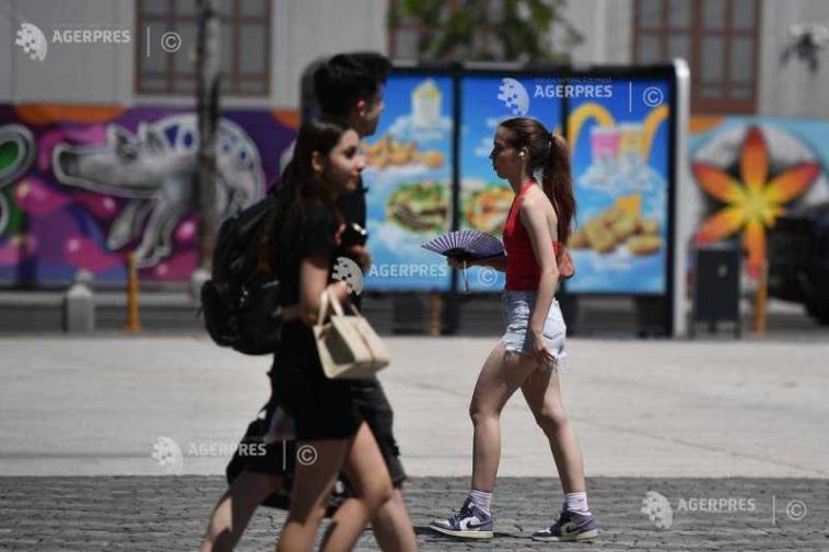 Cod galben: Caniculă în București și alte 9 județe din sud și vijelii în restul țării, marți