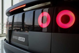 Primul automobil electric Ferrari s-a vândut pentru o sumă record 40 de milioane de dolari