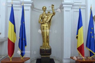 Peste 120 de persoane sunt vizate de amendamentul la Legea ANI, declarat luni constituțional