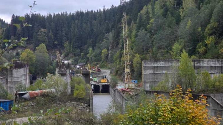 Buzău: Centrala Hidroelectrică Nehoiașu II ar putea fi pusă în funcțiune în 2029; amenajarea Surduc-Siriu, realizată în proporție de 78%