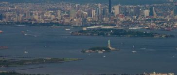 Revenirea balenelor în largul New Yorkului, amenințată de traficul maritim