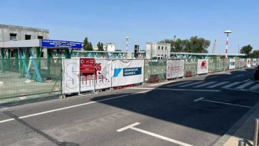 Parcarea ”Sosiri” a Aeroportului ”Henri Coandă” se închide temporar, din 19 august, pentru modernizare și consolidare (GALERIE FOTO)