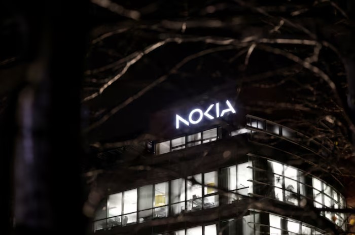 Nokia va disponibiliza aproape toți angajații din China continentală până la finele anului