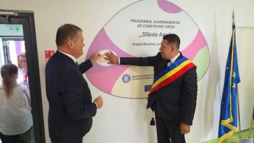 Botoșani: Ministrul Dezvoltării, Cseke Attila, a inaugurat o creșă construită prin programul ‘Sfânta Ana’, în Bucecea
