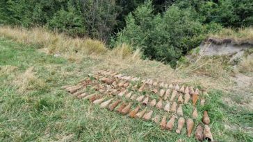Harghita: Pompierii au găsit 82 de bombe de aruncător, în pădurea din Tușnadu Nou