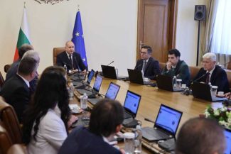 BTA / Premierul Bulgariei: Prima oară după mulți ani, elicoptere și echipaje sunt gata de intervenție la incendii