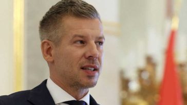 Ungaria are nevoie de o forță de apărare puternică în lumea de astăzi, declară Magyar
