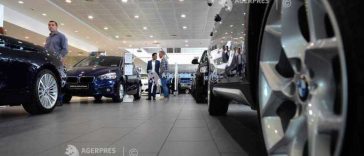 Afacerile din comerțul auto au scăzut ușor în prima jumătate a anului (serie brută)