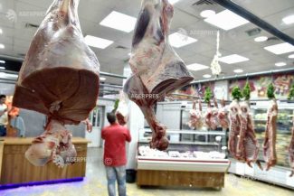 Trump suspendă, temporar, taxele vamale la anumite importuri de carne de vită