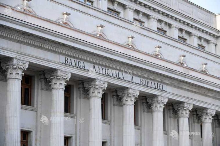 BNR: Inflația va scădea substanțial în trimestrul III, dar va reintra în intervalul țintei la finele lui 2027