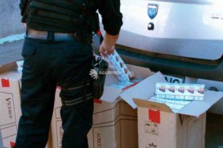 Autoritatea Vamală Română: 75.100 de țigarete, 24 kg de tutun și 80.000 de brichete false, reținute în ultima săptămână în vămi