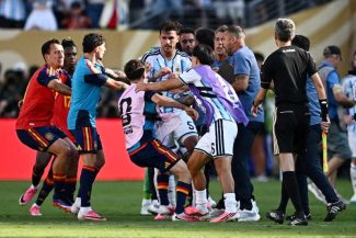 Fotbal – CM 2026: Argentinianul Leandro Paredes, suspendat 10 meciuri de FIFA