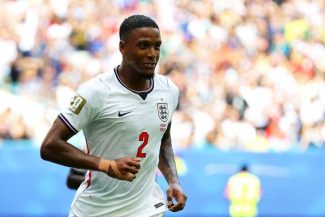 Fotbal: Fundaşul Ezri Konsa (Aston Villa) a semnat cu Arsenal
