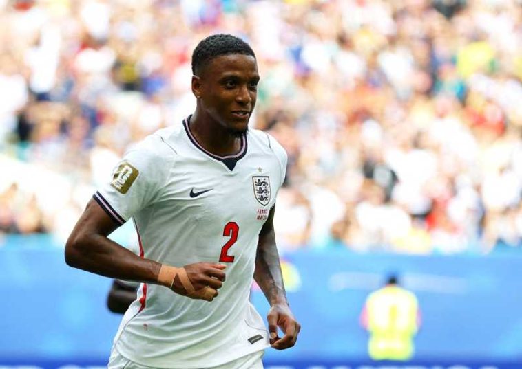 Fotbal: Fundaşul Ezri Konsa (Aston Villa) a semnat cu Arsenal
