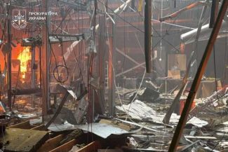 UPDATE #Ucraina: 14 persoane, ucise într-un atac al forţelor ruse asupra unui centru comercial