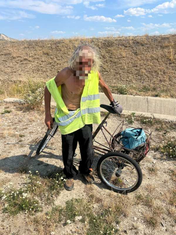 Hunedoara: Bărbat din Gurasada, cu tricicleta pe autostrada A1, în sens opus circulației; a fost amendat de polițiști