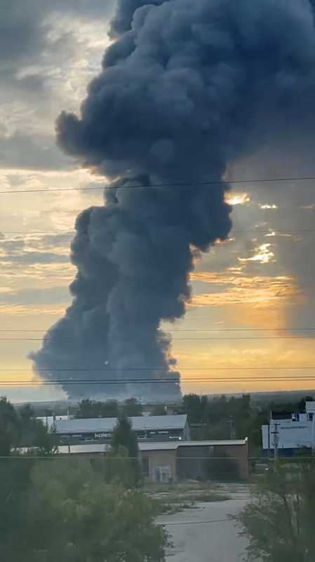 Rusia: Mai multe persoane au fost ucise, iar un depozit și o instalație industrială au fost avariate de drone ucrainene