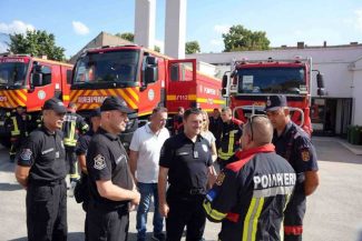 Pompierii români au desfășurat activități de pregătire în Serbia, în vederea intervențiilor în zonele afectate de incendii