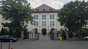 Buzău: Lipsa indicatoarelor rutiere afectează atracțiile culturale; turiștii pot rata muzeele și siturile arheologice