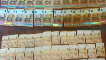 Bacău: Percheziții în patru județe și în Capitală la suspecți care achiziționau autoturisme cu euro falși