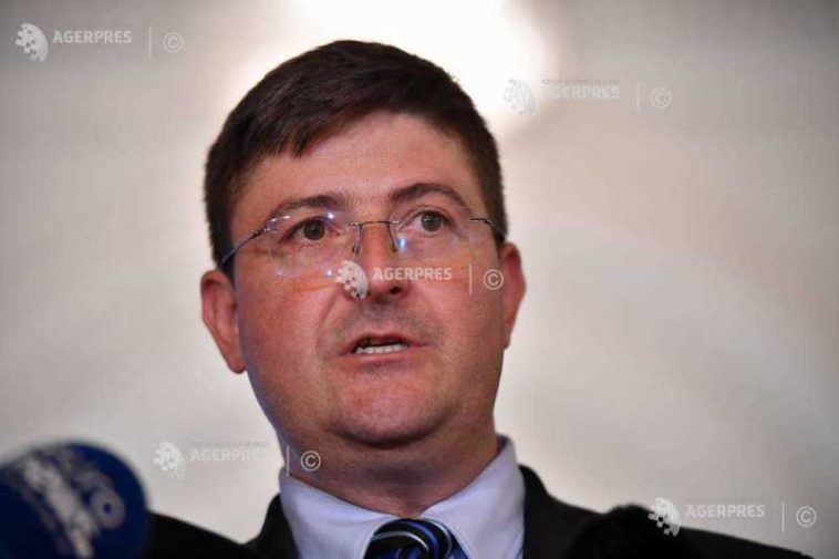 Dimitriu: USR a depus amendamente menite să rezolve problema transparenței averilor demnitarilor