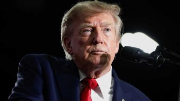 Trump amenință Canada cu creșterea la 50% a taxelor vamale pentru vehicule și oțel