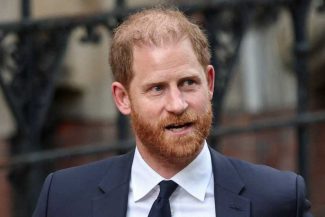Prințul Harry părăsește un ONG african implicat într-un scandal