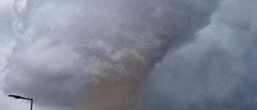 O tornadă a lovit sudul Franței, lăsând în urmă 41 răniți și pagube materiale