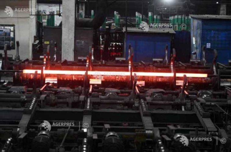 Numărul comenzilor noi din industria prelucrătoare s-a diminuat cu 3%, în primele șase luni (INS)