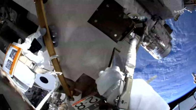 Astronauta franceză Sophie Adenot va realiza o a doua ieșire extravehiculară pe orbită
