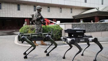 Arme autonome: ONU și CICR alertează asupra riscului de ‘încălcare a unei linii roșii morale’