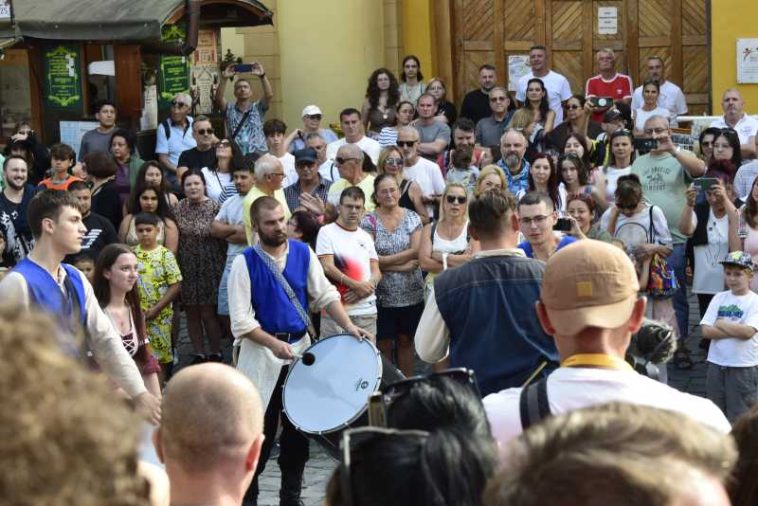 Mureș: Locuitorii Cetății Medievale din Sighișoara se plâng de poluare fonică în timpul festivalurilor
