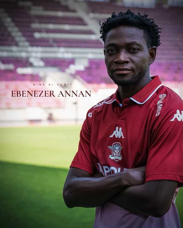 Fotbal: Fundașul Ebenezer Annan va juca la FC Rapid sub formă de împrumut de la AS Saint-Etienne