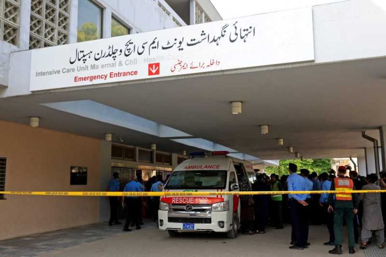 Pakistan: 14 nou-născuți au murit din cauza unui incendiu într-un spital din Islamabad
