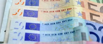 România nu-și mai poate permite finanțarea consumului pe datorie; 84 de miliarde de euro ajung la scadență în 2027-2030 (organizație)