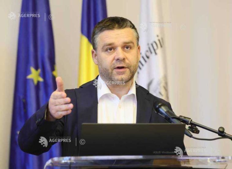 Ciucu: Realizarea sistemului centralizat de termoficare, extrem de importantă; povara financiară a PMB este imensă
