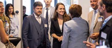 Ministrul interimar de Externe, Oana Țoiu – întâlniri cu comunitatea românească din Frankfurt, Bonn, Wiesbaden, Hessa
