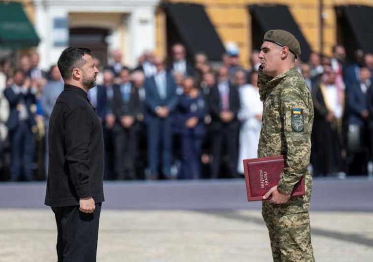 Ucraina: Zelenski a anunțat că a vizitat trupele de pe front