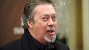 Actorul Tim Curry, protagonistul filmului cult ‘The Rocky Horror Picture Show’, a murit la 80 de ani