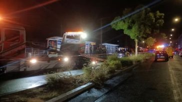 Franța: O mașină a intrat în plină viteză în pietoni la Caen (vest), un mort și zece răniți